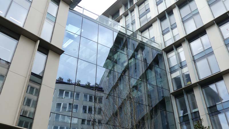 نمای شیشه‌ای-نمای ساختمان