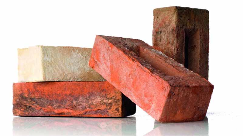 ۱. ۵ نوع مواد اولیه مورد استفاده در ساخت آجر-ساخت و ساز ساختمان